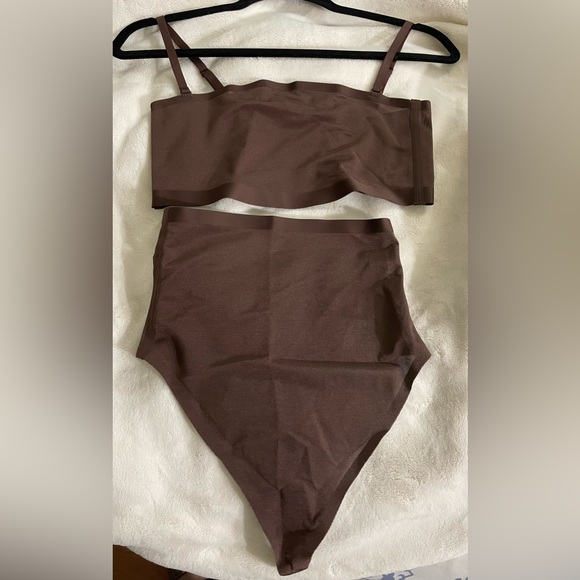 NWOT Skims Mesh Thong Briefs & Mesh Tube Top Adjustable Straps Size M Brown - Picture 1 of 9